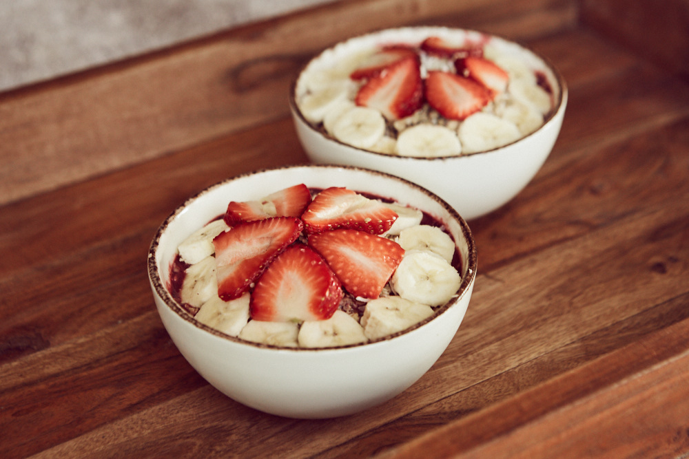 Easy Acai Bowl Recipe | by The Luxi Look