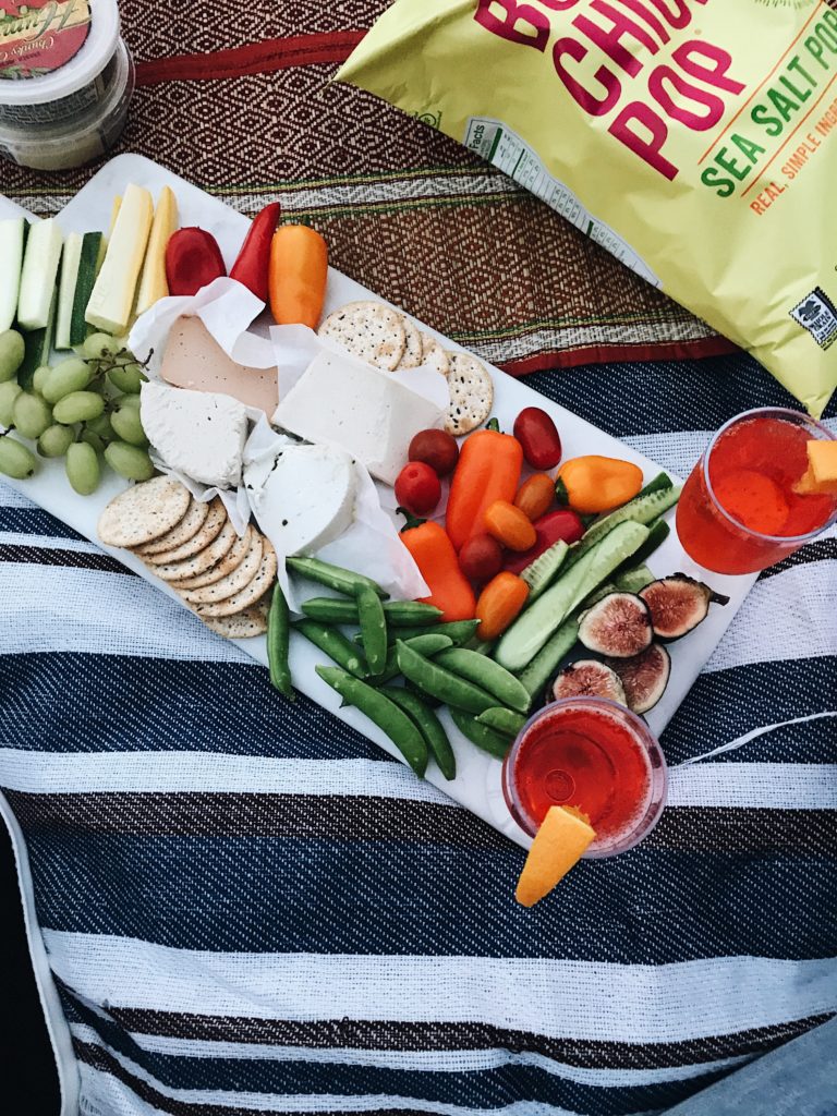 Hostess with the Mostess: How to Make An Eye-Catching (and Delicious!) Cheese Board | by The Luxi Look