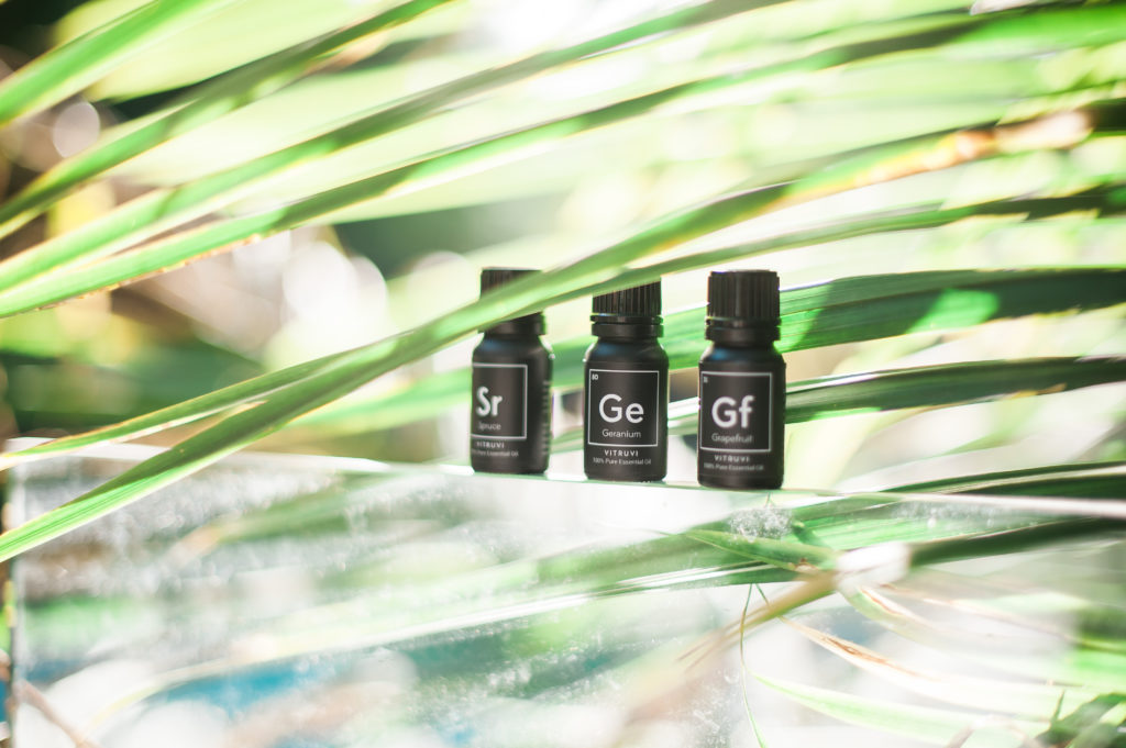 Diffusing Essentials Oils for a Zen Atmosphere at Home with Vitruvi | by The Luxi Look